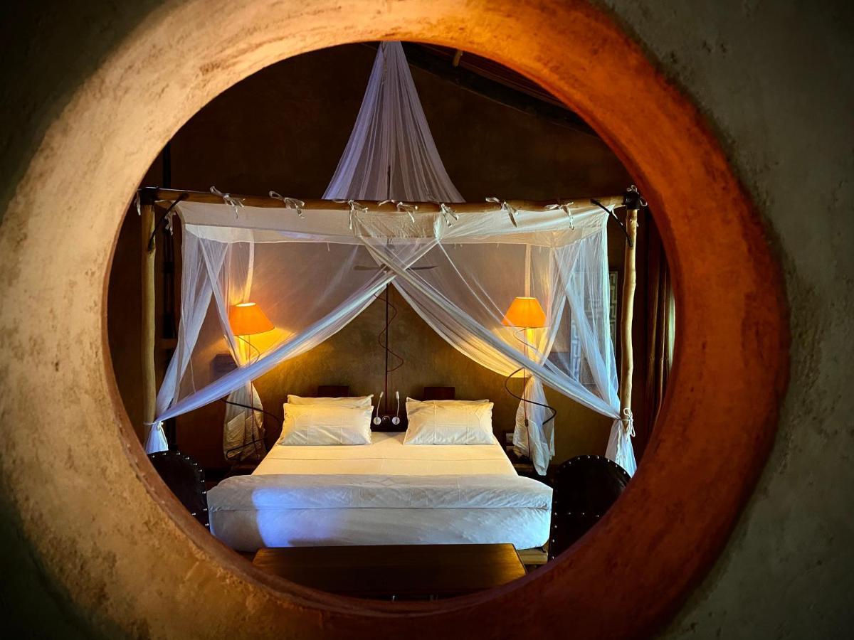 Bakuba Lodge - Le Petit Hotel Du Voyageur Ankilibe Екстер'єр фото