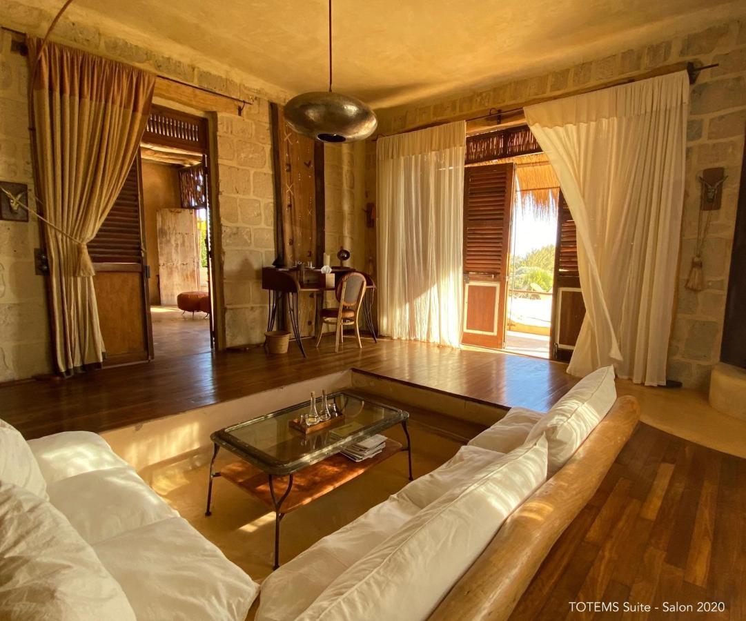 Bakuba Lodge - Le Petit Hotel Du Voyageur Ankilibe Екстер'єр фото