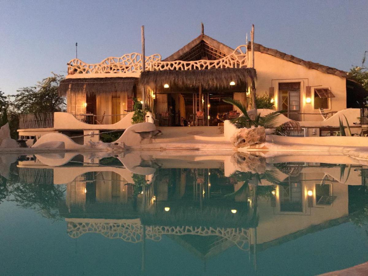 Bakuba Lodge - Le Petit Hotel Du Voyageur Ankilibe Екстер'єр фото