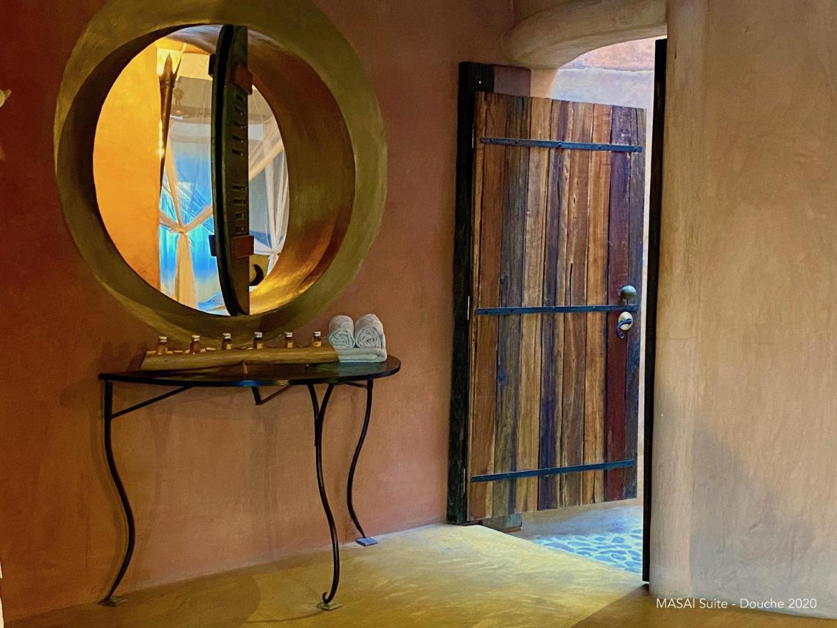 Bakuba Lodge - Le Petit Hotel Du Voyageur Ankilibe Екстер'єр фото