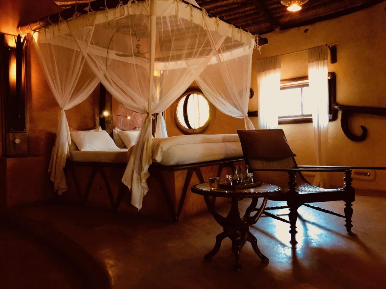 Bakuba Lodge - Le Petit Hotel Du Voyageur Ankilibe Екстер'єр фото