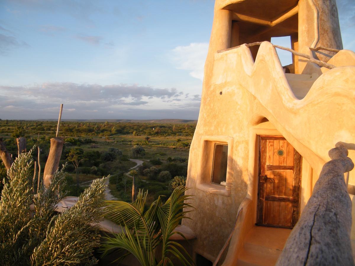 Bakuba Lodge - Le Petit Hotel Du Voyageur Ankilibe Екстер'єр фото